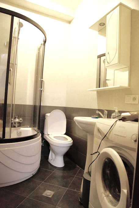 bathroom with washing machine