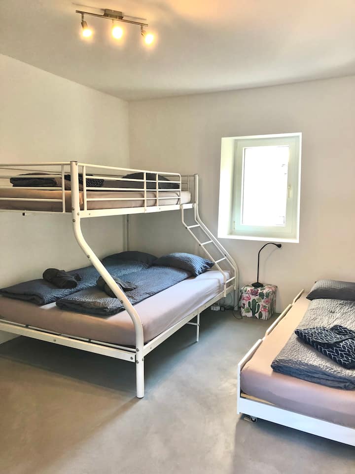 საძინებელი 3