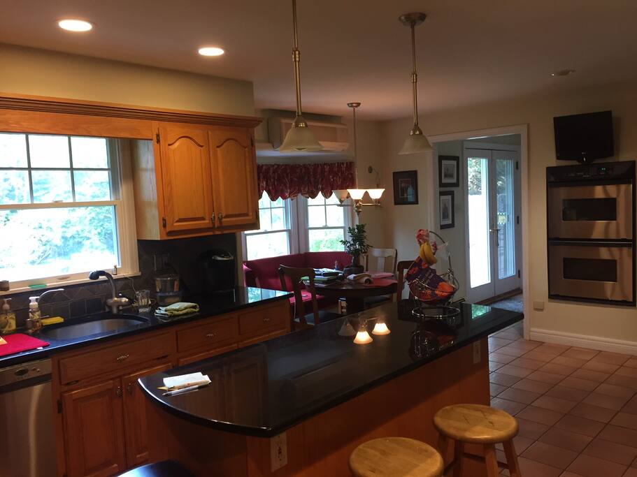 Eat In Kitchen