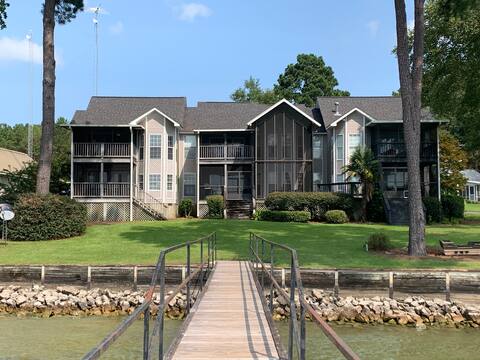 “You had me at Hello” - Best at the lake!