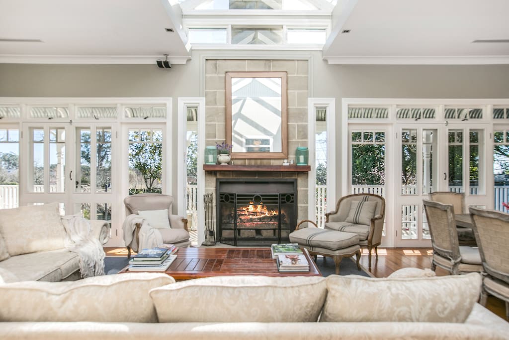 Formal sitting room with open fireplace