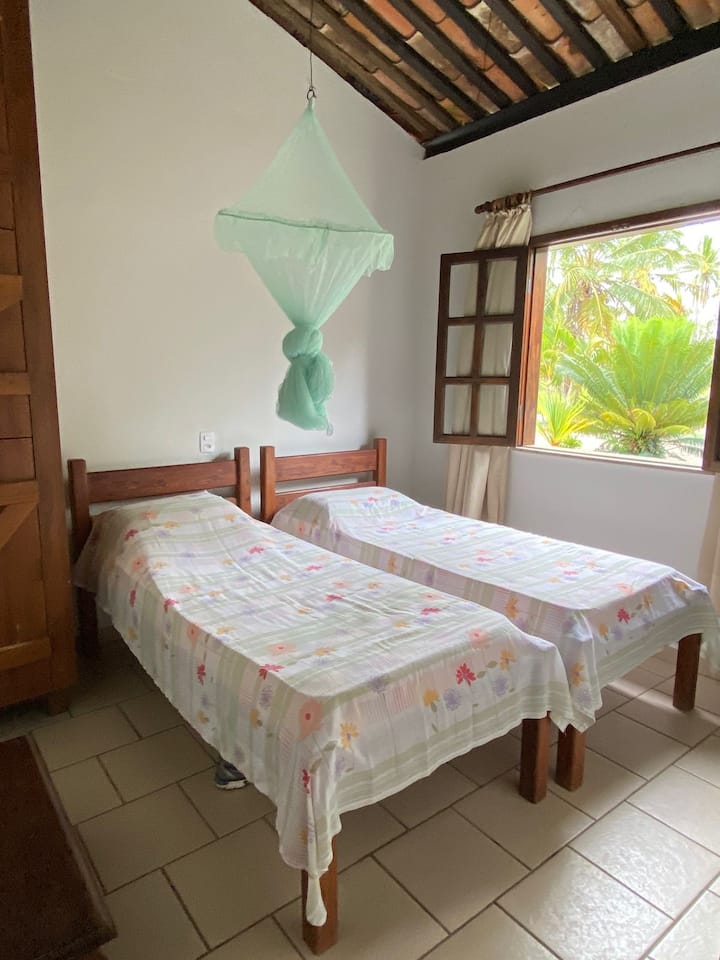 Suite 1, con dos camas individuales.