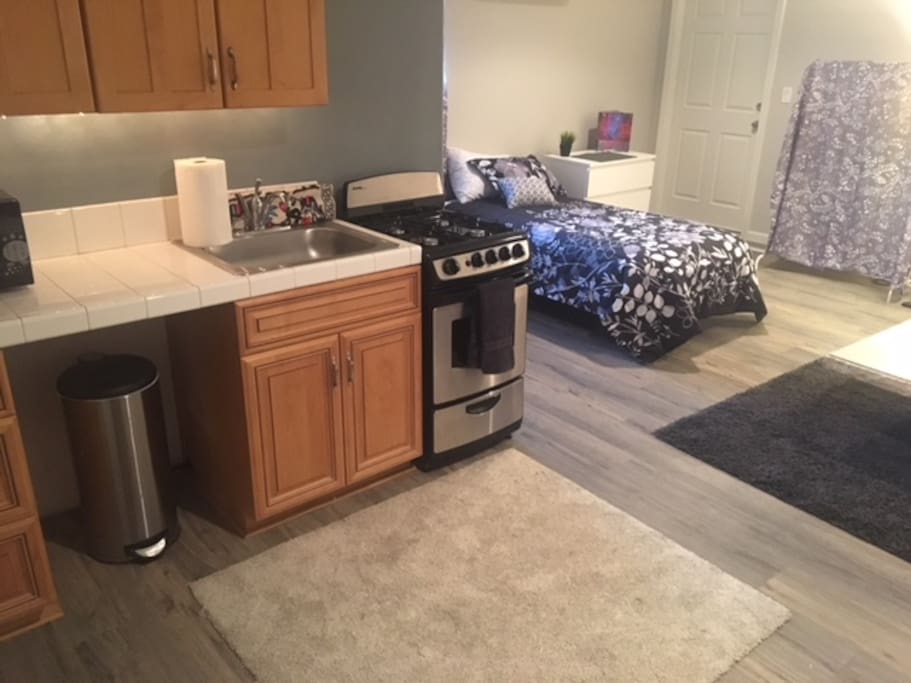Full Kitchen