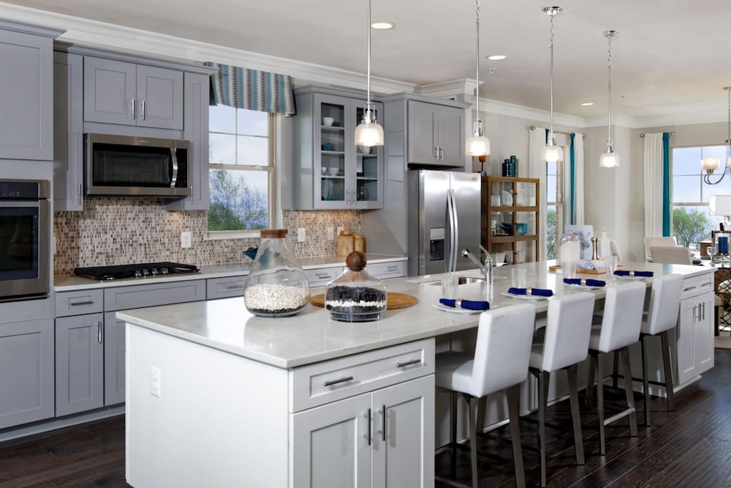 open concept kitchen
*model home view