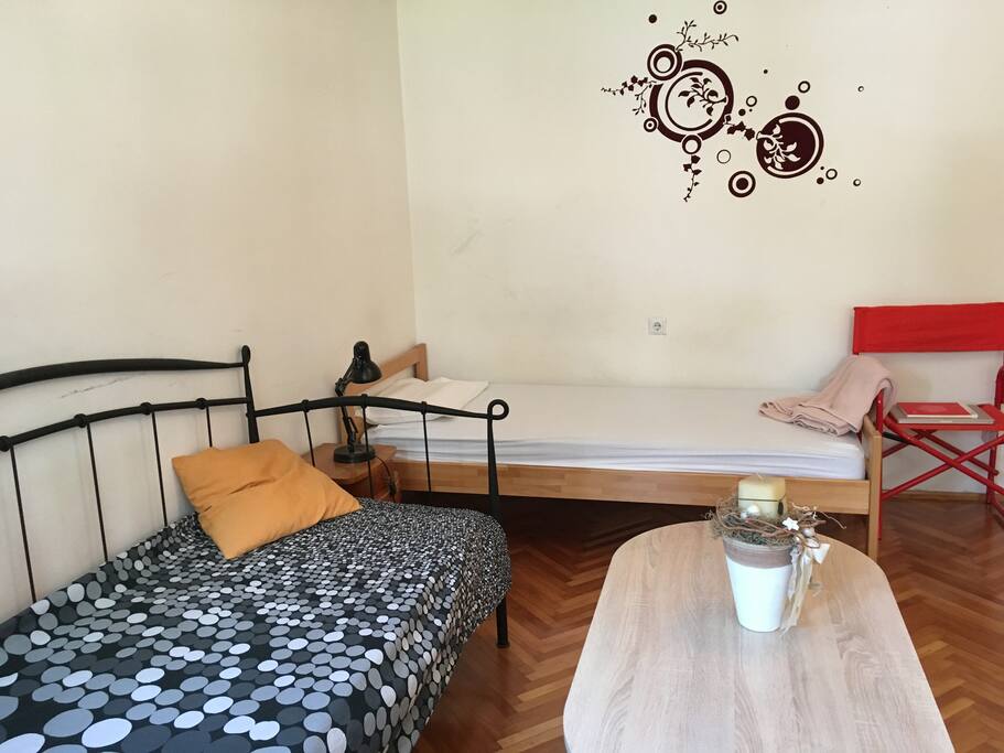 Bedroom/livingroom