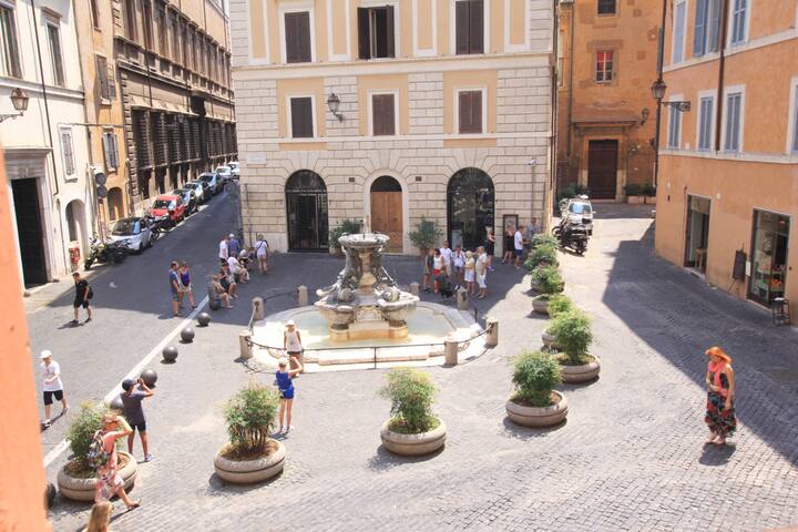 Palazzo Costaguti luxury and terrace, up to 8 gallery image 2