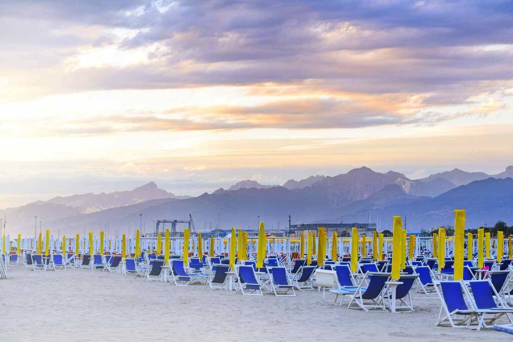 spiaggia Darsena, V.le Europa, Viareggio