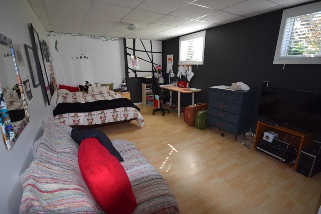 Une des 2 chambres du sous-sol avec futon (4 places pour dormir)