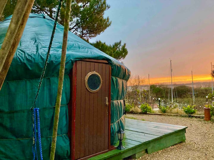 'Genoa'  a luxurious yurt with sea & harbour views