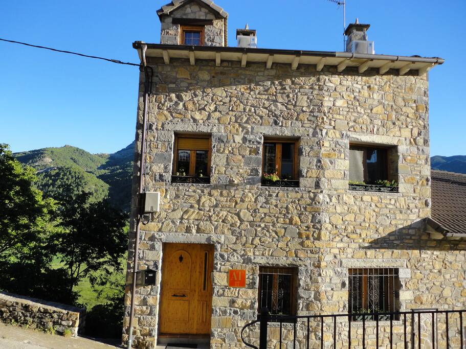 Casa Lardiés Girón Apartamentos