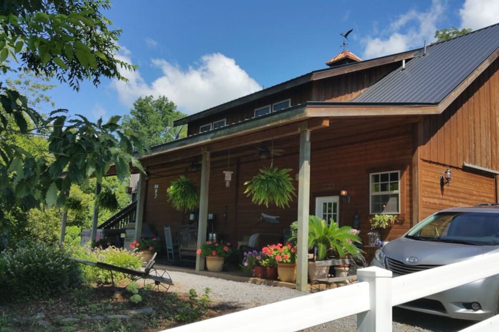 Beautiful, Secluded Apt. Water View Gainesboro TN Houses for Rent in