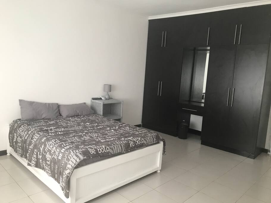 Guest bedroom and wardrobe