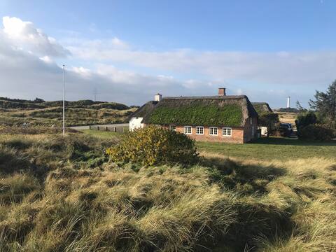 Charming farmhouse (600 m. to Sea, flex check-out)