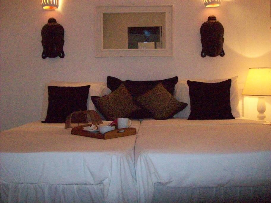" Sunset Crest Condo" Apartments for Rent in Holetown, St James, Barbados