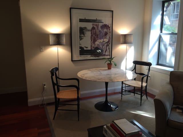Private Room in Downtown Manhattan