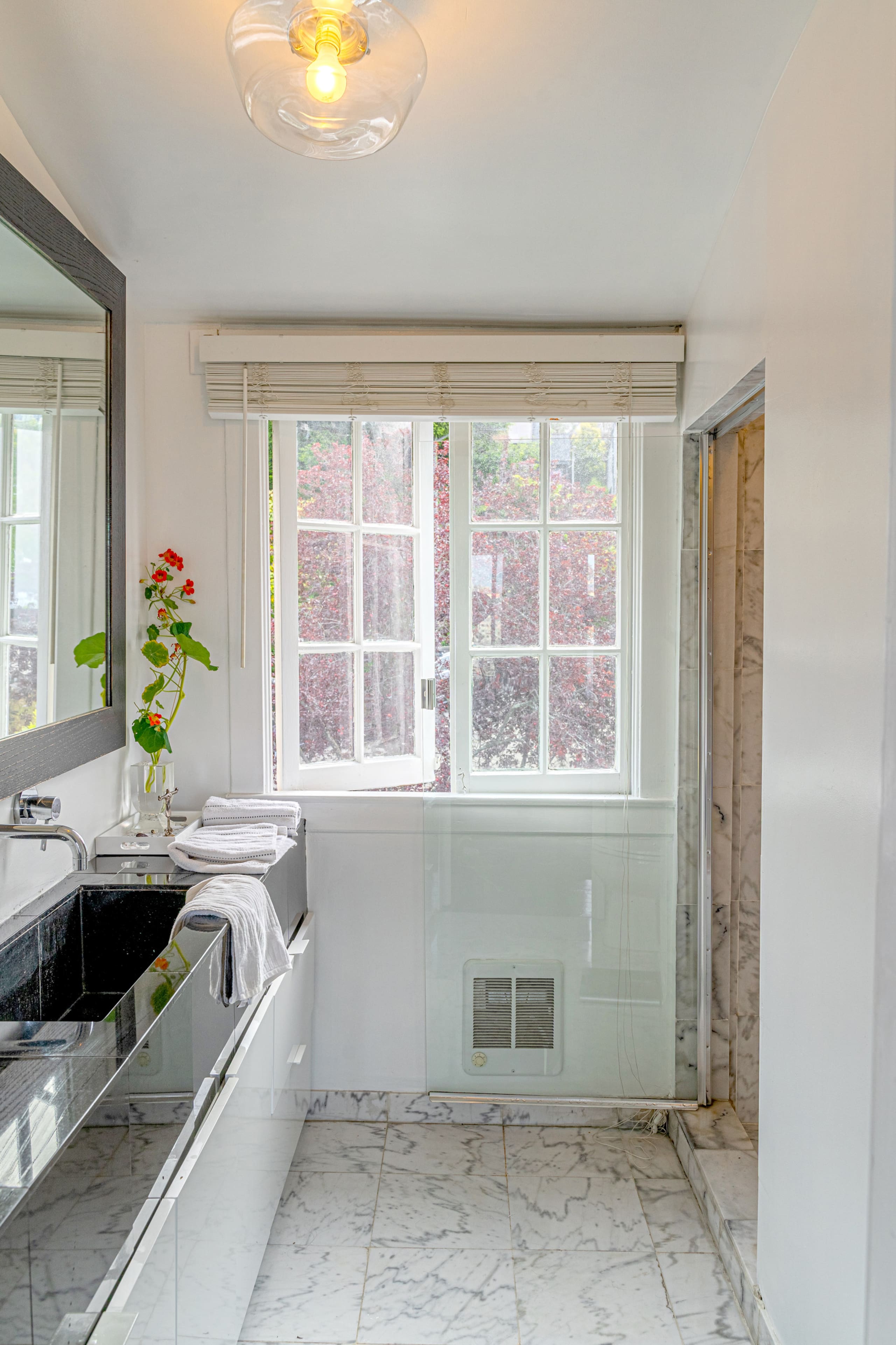 Villa in San Francisco · ★4.93 · 4 bedrooms · 5 beds · 3.5 baths - Image 27