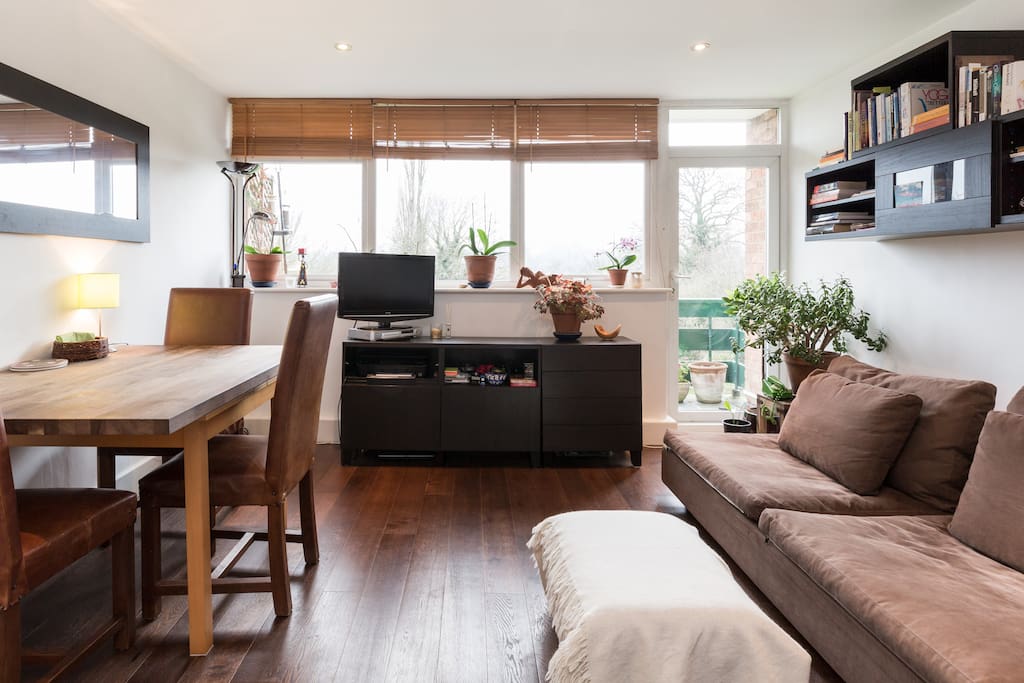 Spacious sitting dining area with balcony