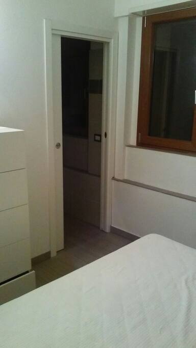 Camera con bagno annesso