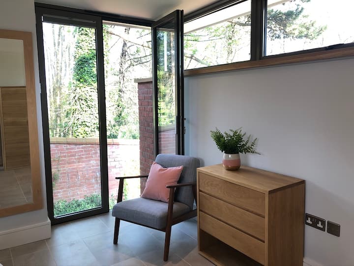 Top 9 Airbnb Vacation Rentals In Malvern, UK Updated 2024 Trip101