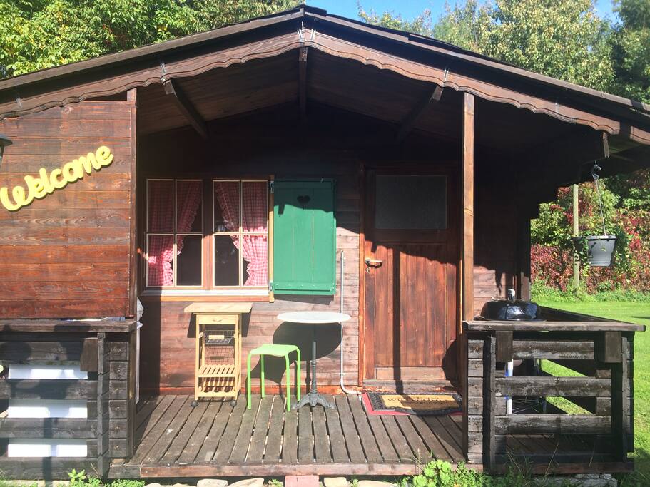 Chalet mit Balkon