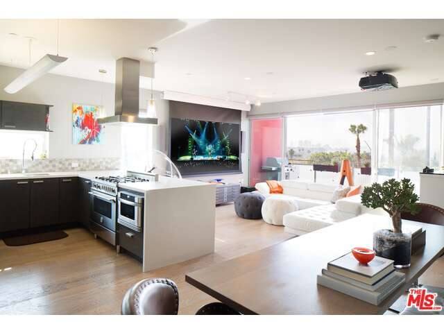 2 Story Modern Penthouse Loft