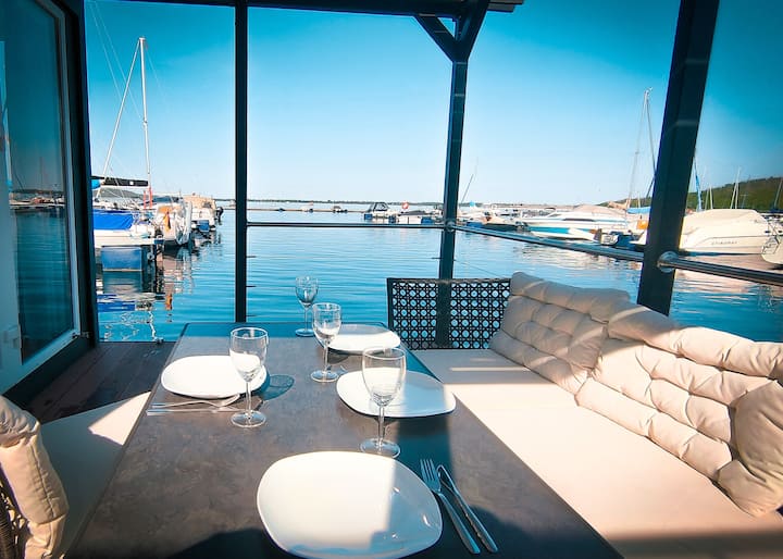 Vacation on the water incl. 2 stand-up paddle boards