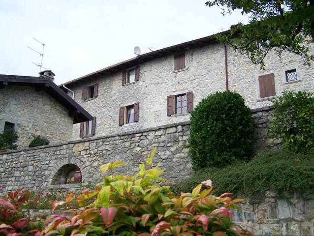relax e natura casa montagna con area benessere gallery image 3