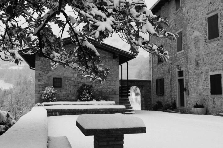 relax e natura casa montagna con area benessere gallery image 2