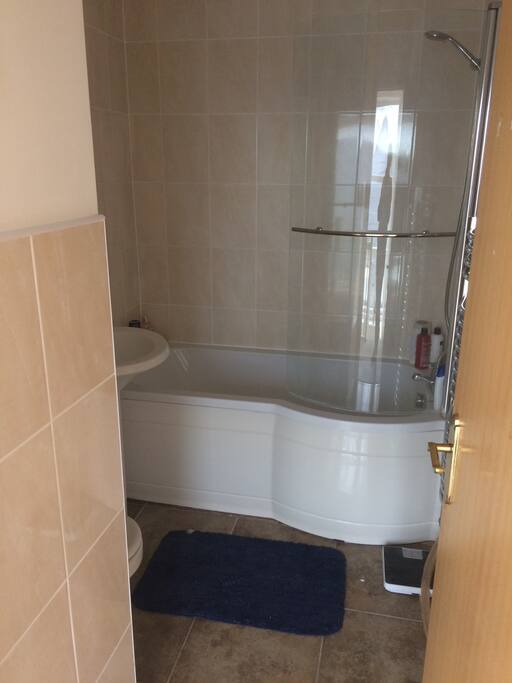 Shared bathroom, extra toilet downstairs