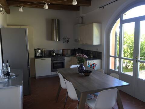 Moncalvo garden apartment La famulenta 10