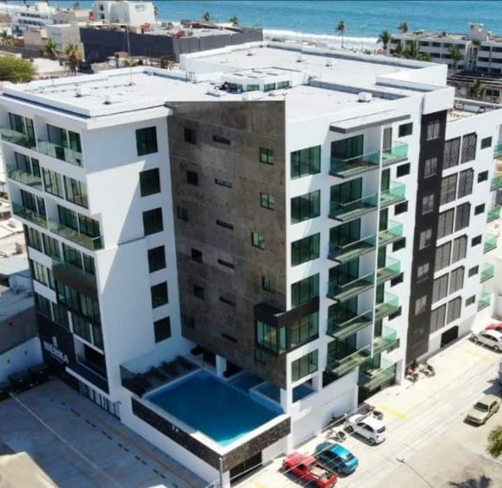 Pool apartment steps from the beach Serviced apartments for Rent in