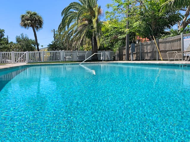 Awesome Sea Club Condo