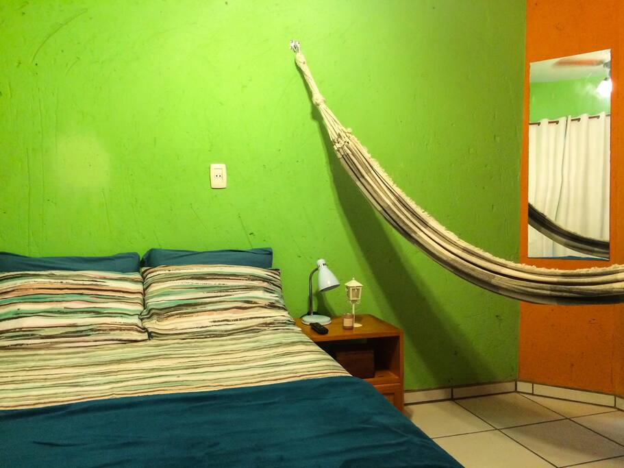Cama ou rede de balanço, você escolhe o que relaxa mais!