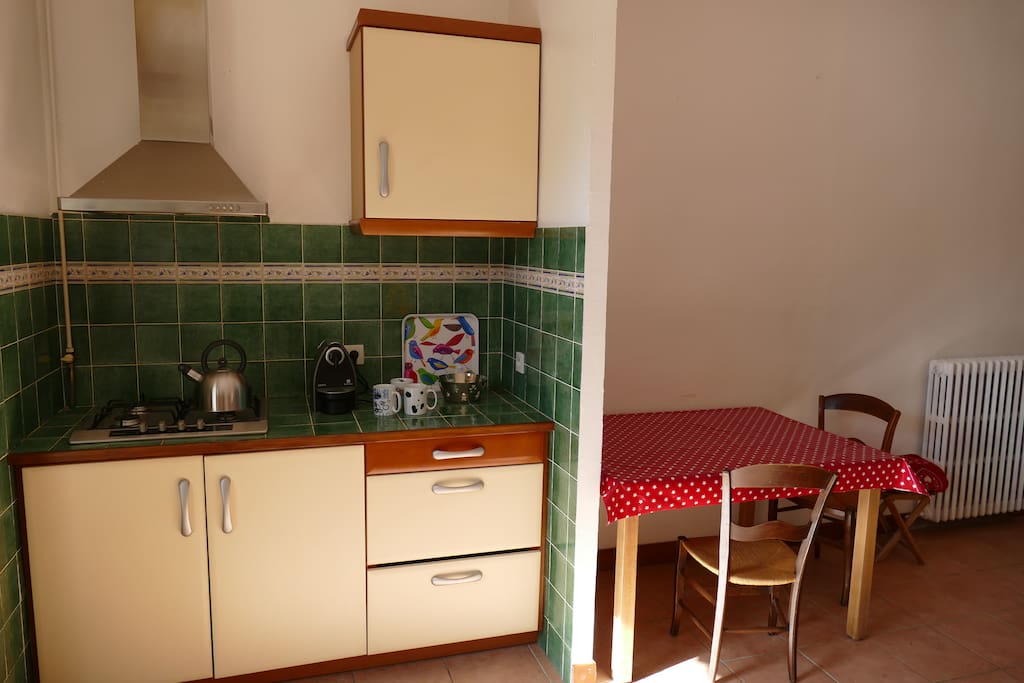 Vue 3 de la pièce à vivre "espace cuisine"