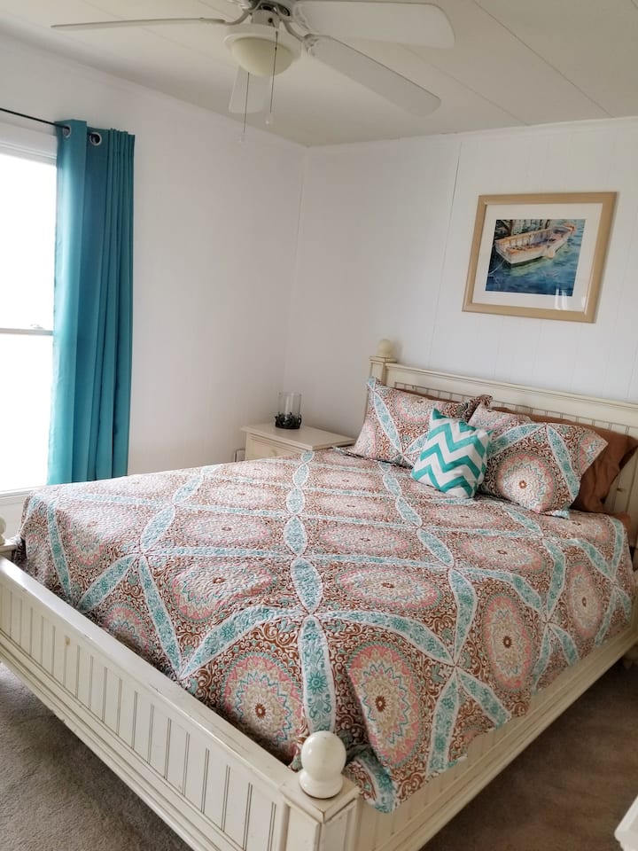 ห้องนอน #1 เตียงควีนไซส์