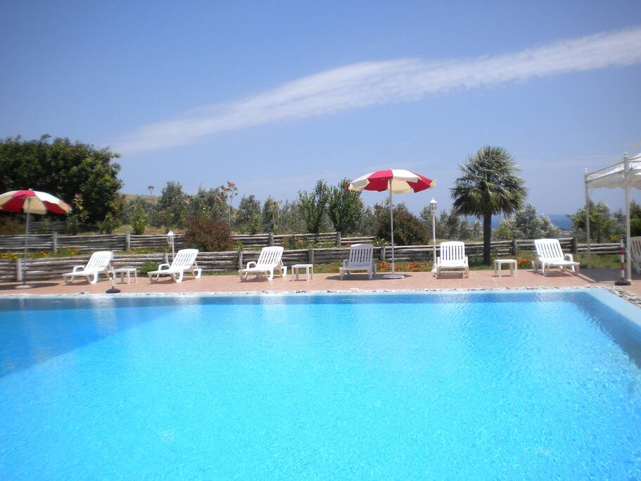 piscina zona comune