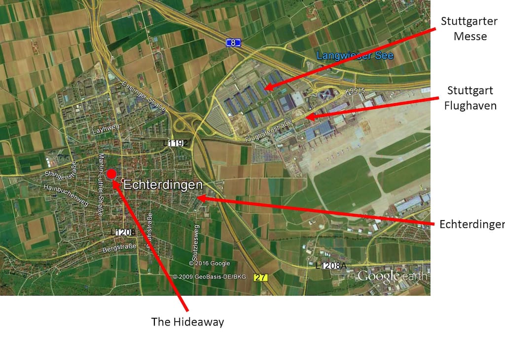 The Hideaway is situated close to the airport and the Messe (exhibition center)