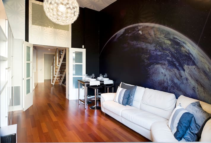 Three bedroom apartment Ronda Sant Pere YouStylish