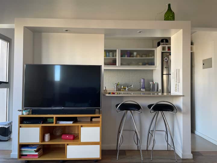 Bright two-room apartment in Olivos