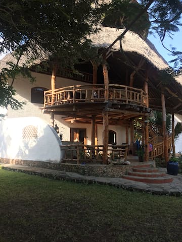 Airbnb Diani Beach Vacation Rentals Places To Stay Kwale