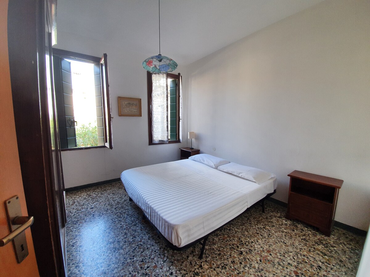 Საძინებელი № 2 - საძინებელი 2