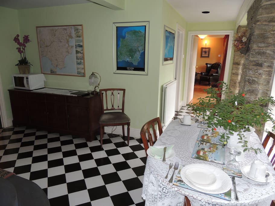 Dining area - bring your own takeaway!