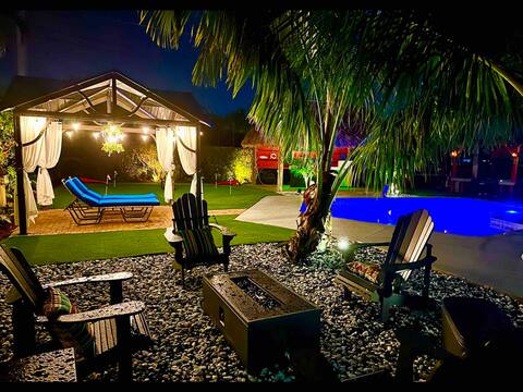 Sleep 16 in 7 BD, 6 BA Pool, Tiki