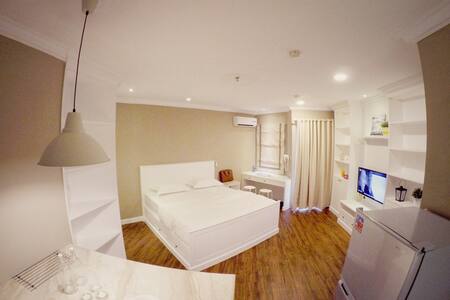 Cozy Studio @ Mediterania Garden