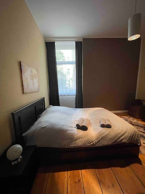 Beliebte Airbnb-Anzeige: Double Room with Private Bathroom in Wedding