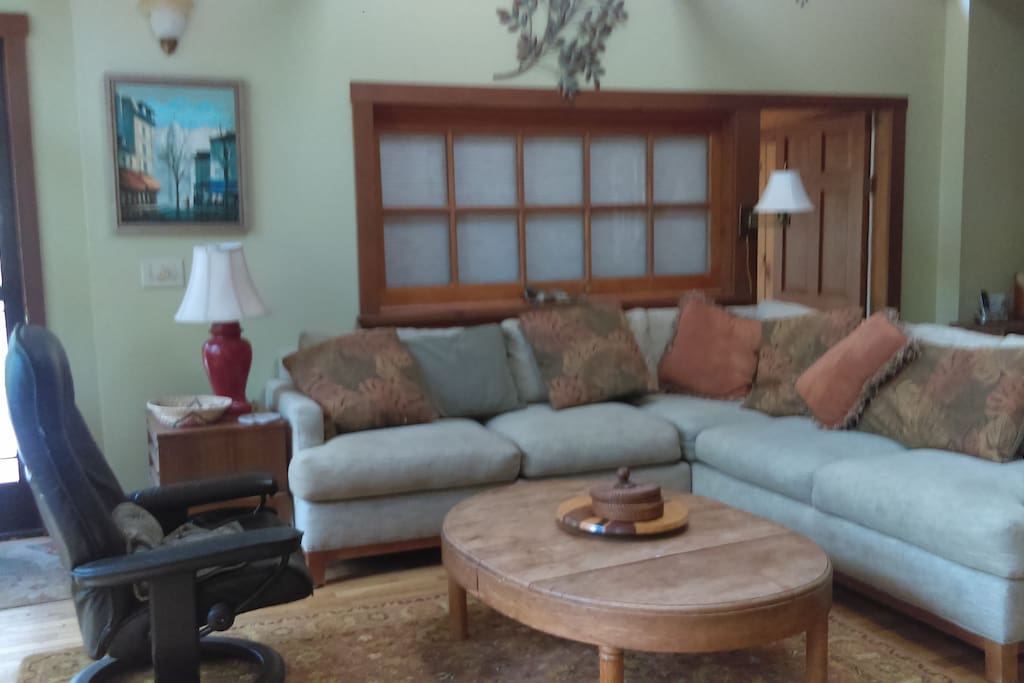 Spacious well lit living room