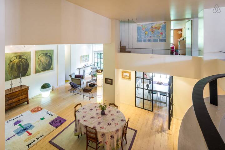 LOFT avec jardin – Vieux Lyon – 16 pers. max. gallery image 3