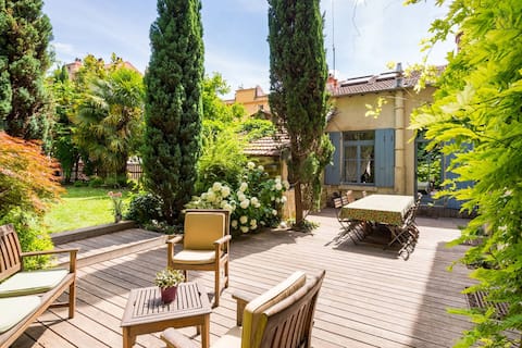 Top Airbnb: LOFT with garden - Old Lyon - 16 pers. max. in Lyon