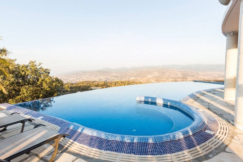 Infinity Pool with Stunning Views