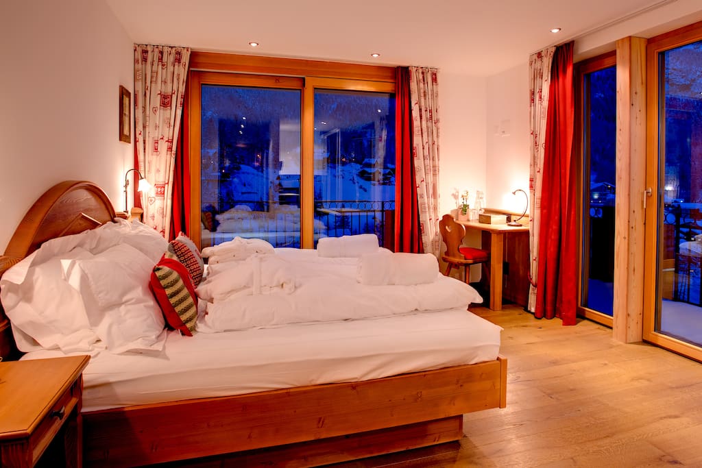 4 bedrooms with ensuite bathrooms.